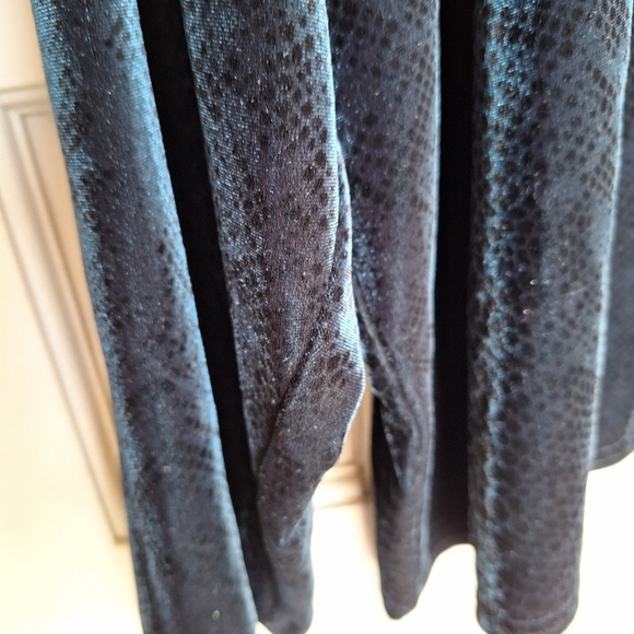 Kathi Lee Blouse Button Front DkBlu Velour PlusSz 26W-28W Long Sleeves See Tags - Picture 7 of 11